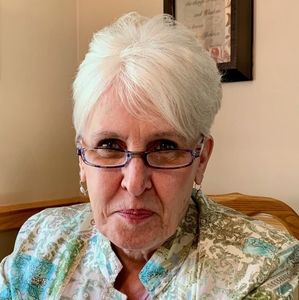 Meet your Posher, Rhonda